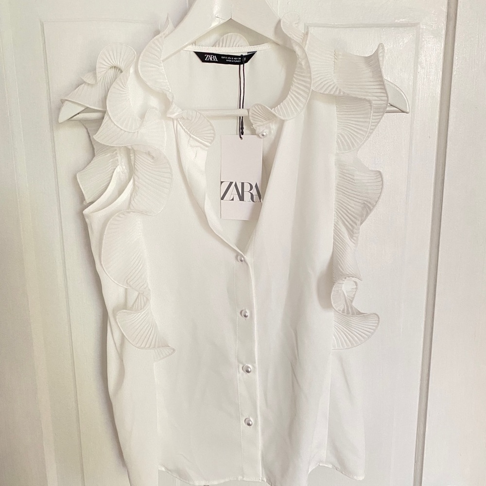 Brand new Zara blouse